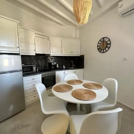 Dreamy Island Escape In Paros * Naousa (Paros)